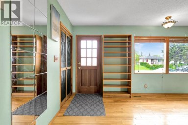 4127 Maryvale Road NE Calgary Alberta photo 3