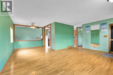 4127 Maryvale Road NE Calgary Alberta photo 8