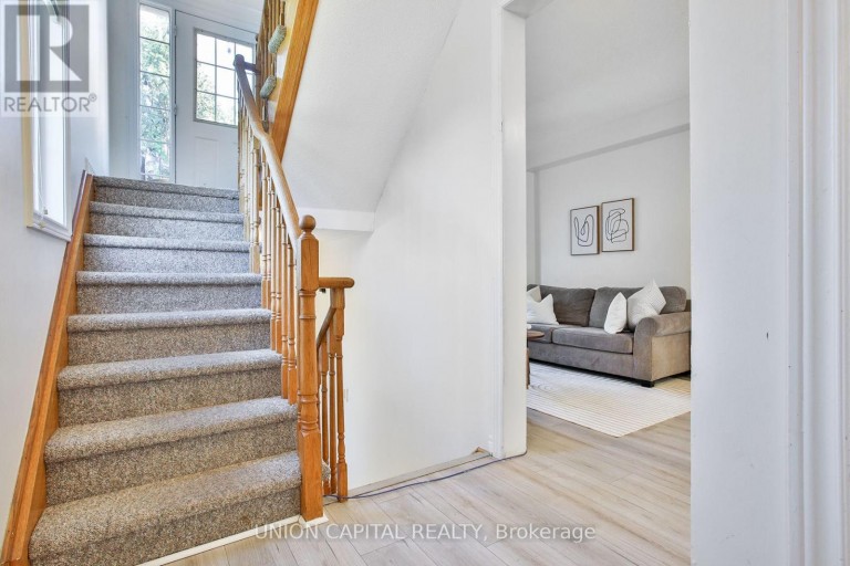 60 WILKIE LANE, Ajax (South East), Ontario, L1S7S5