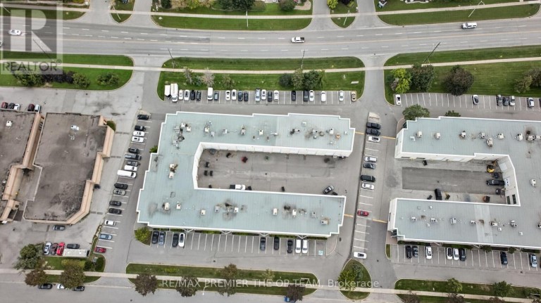 1 & 1A UPPER - 2900 LANGSTAFF ROAD, Vaughan (Concord), Ontario, L4K4R9