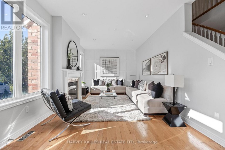 66 HORSEDREAMER LANE, Whitchurch-Stouffville (Stouffville), Ontario, L4A0K7