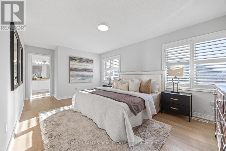 66 HORSEDREAMER LANE, Whitchurch-Stouffville (Stouffville), Ontario, L4A0K7