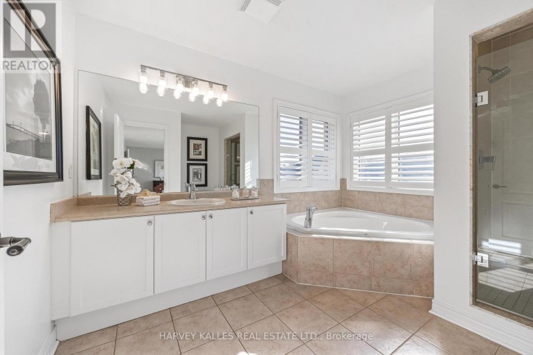 66 HORSEDREAMER LANE, Whitchurch-Stouffville (Stouffville), Ontario, L4A0K7
