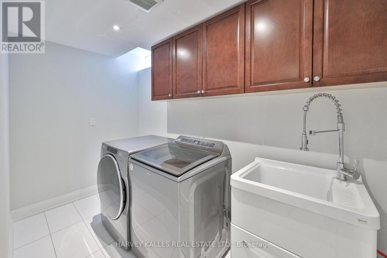 66 HORSEDREAMER LANE, Whitchurch-Stouffville (Stouffville), Ontario, L4A0K7