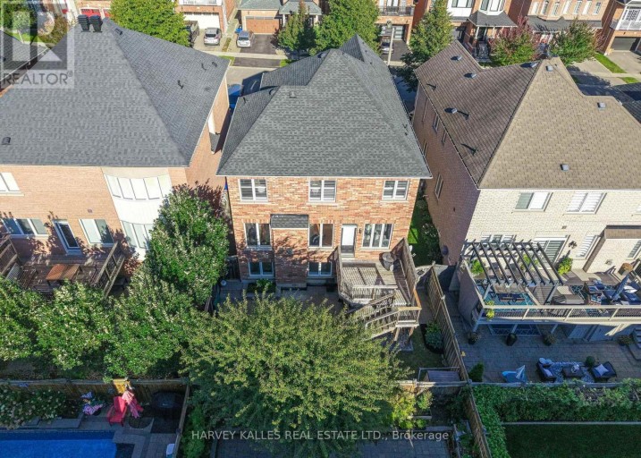 66 HORSEDREAMER LANE, Whitchurch-Stouffville (Stouffville), Ontario, L4A0K7