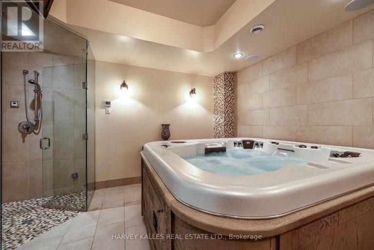 43 THORNBANK ROAD, Vaughan (Uplands), Ontario, L4J2A1