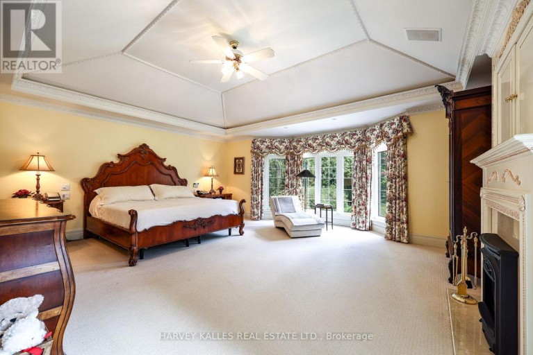 43 THORNBANK ROAD, Vaughan (Uplands), Ontario, L4J2A1