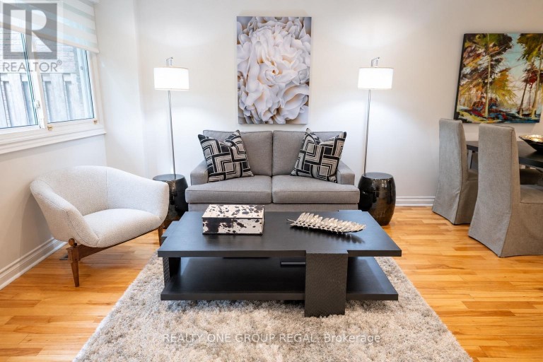 78 BAYWOOD COURT, Markham (Royal Orchard), Ontario, L3T5W3