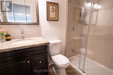 78 BAYWOOD COURT Markham (Royal Orchard) Ontario photo 15