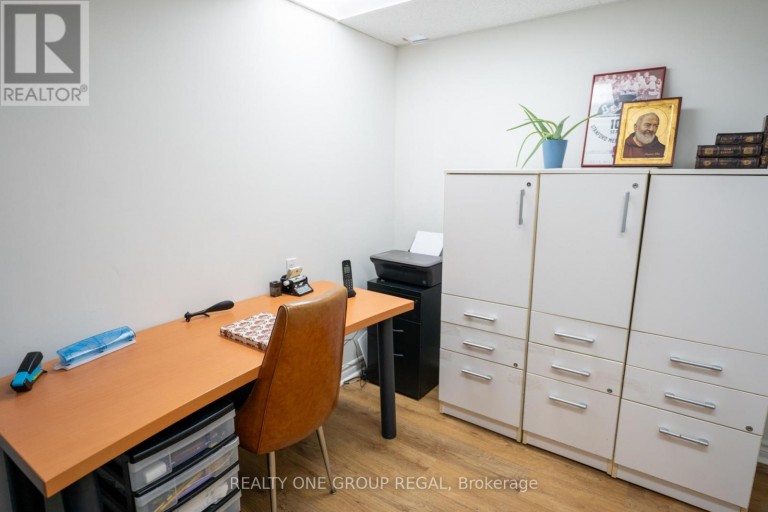 78 BAYWOOD COURT, Markham (Royal Orchard), Ontario, L3T5W3