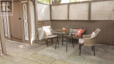 78 BAYWOOD COURT Markham (Royal Orchard) Ontario photo 29