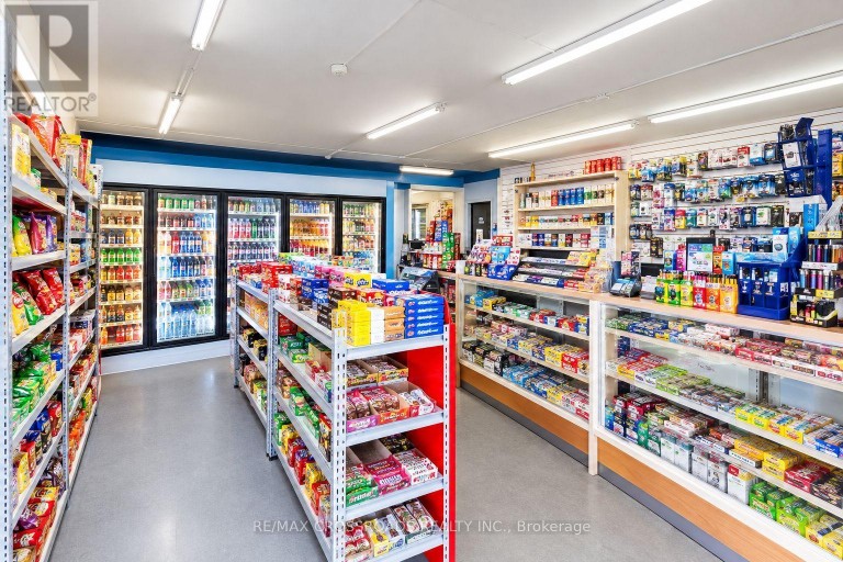 2247 HURONTARIO STREET, Mississauga (Cooksville), Ontario, L5A2G2