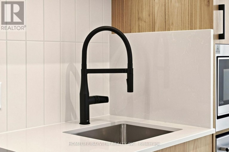 1706 - 109 ERSKINE AVENUE, Toronto (Mount Pleasant West), Ontario, M4P0G6