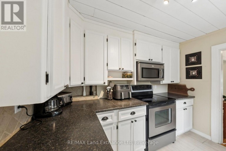 836 VICTORIA STREET, Midland, Ontario, L4R1B6