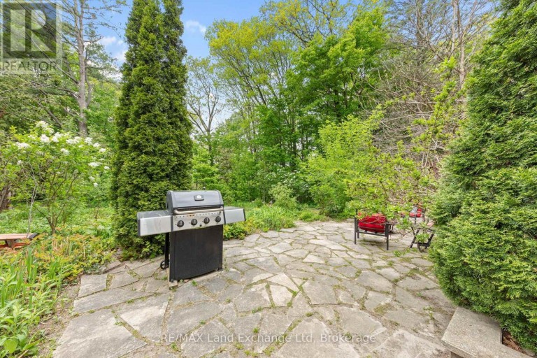 836 VICTORIA STREET, Midland, Ontario, L4R1B6