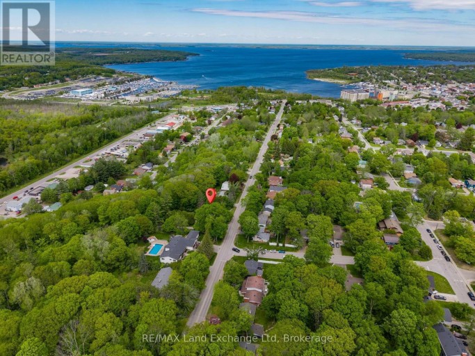 836 VICTORIA STREET, Midland, Ontario, L4R1B6