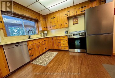 1089 LUTES LANE Algonquin Highlands (McClintock) Ontario photo 35
