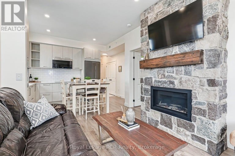 401 - 20 BECKWITH LANE, Blue Mountains, Ontario, L9Y3B6