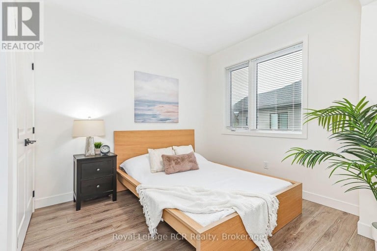 401 - 20 BECKWITH LANE, Blue Mountains, Ontario, L9Y3B6
