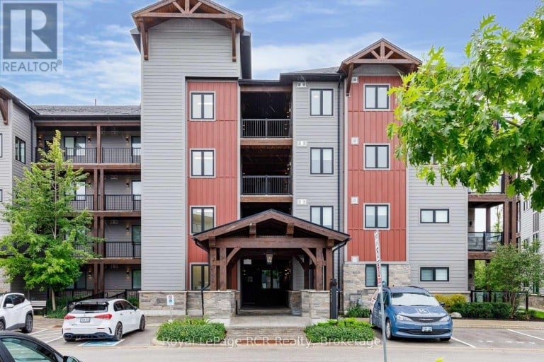 401 - 20 BECKWITH LANE, Blue Mountains, Ontario, L9Y3B6