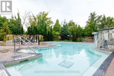 401 - 20 BECKWITH LANE Blue Mountains Ontario photo 33