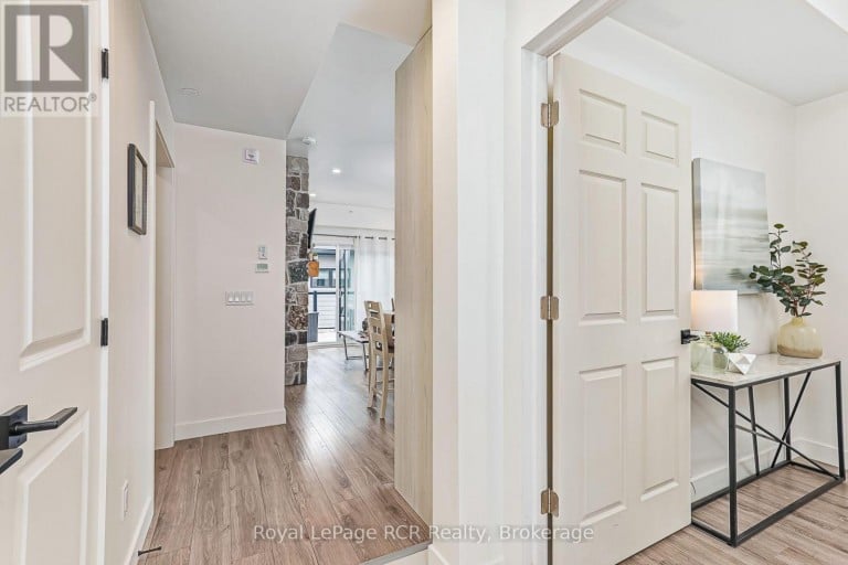 401 - 20 BECKWITH LANE, Blue Mountains, Ontario, L9Y3B6