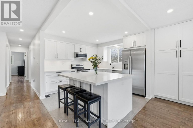 2328 MALCOLM CRESCENT, Burlington (Brant Hills), Ontario, L7P4H4