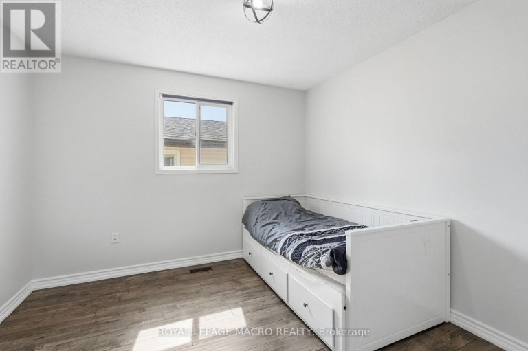 2328 MALCOLM CRESCENT, Burlington (Brant Hills), Ontario, L7P4H4