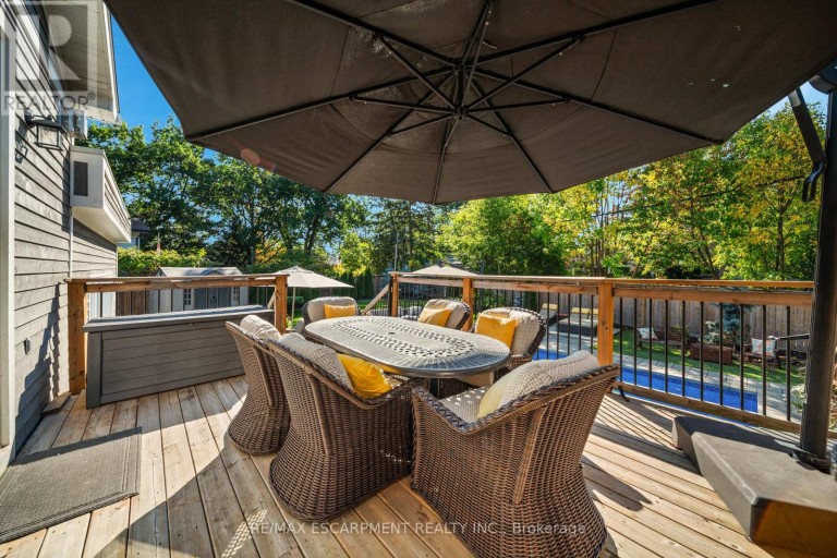 296 KENT CRESCENT, Burlington (Appleby), Ontario, L7L4T1