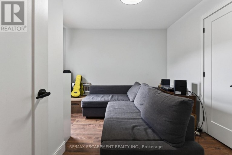 29 SHAW STREET, Hamilton (Industrial Sector), Ontario, L8L3P2