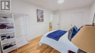 303 HICKORY CIRCLE Oakville (WC Wedgewood Creek) Ontario photo 16