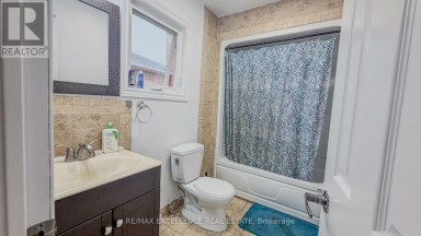 303 HICKORY CIRCLE Oakville (WC Wedgewood Creek) Ontario photo 20
