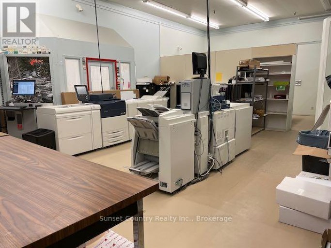 34 WHYTE AVENUE, Dryden (Downtown), Ontario, P8N1Z3