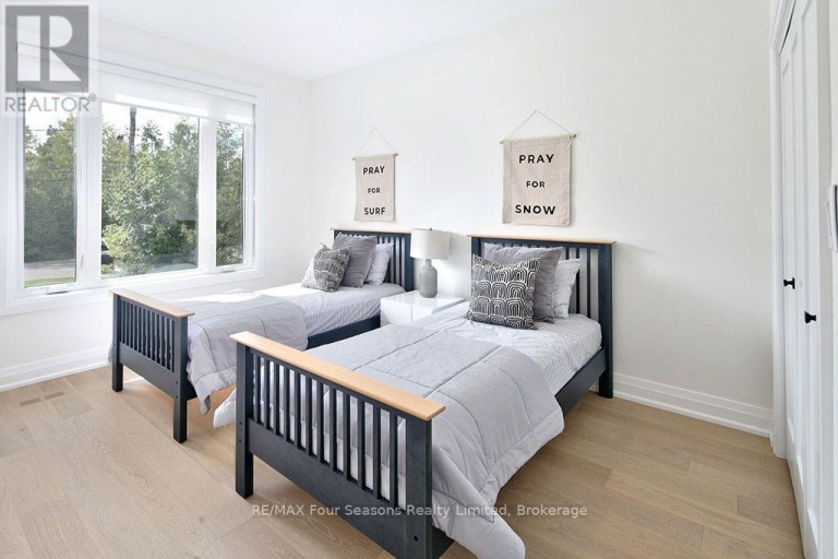 91 SUMMER VIEW AVENUE, Collingwood, Ontario, L9Y3Z1
