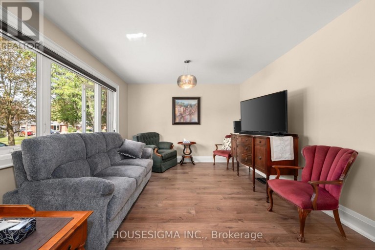 309 BALDWIN STREET, Oshawa (Donevan), Ontario, L1H6H5