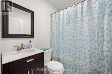 309 BALDWIN STREET Oshawa (Donevan) Ontario photo 20