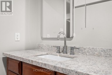 309 BALDWIN STREET Oshawa (Donevan) Ontario photo 30