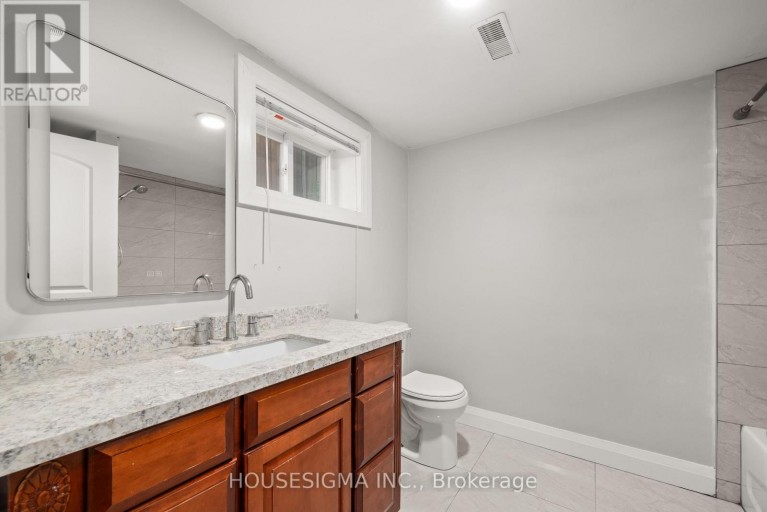 309 BALDWIN STREET, Oshawa (Donevan), Ontario, L1H6H5