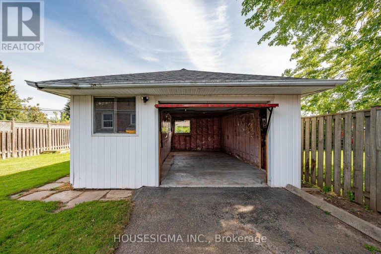 309 BALDWIN STREET, Oshawa (Donevan), Ontario, L1H6H5