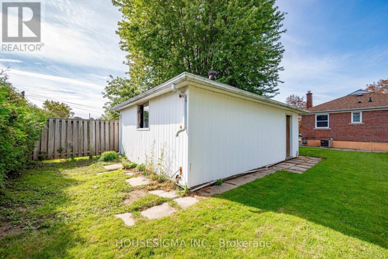 309 BALDWIN STREET, Oshawa (Donevan), Ontario, L1H6H5