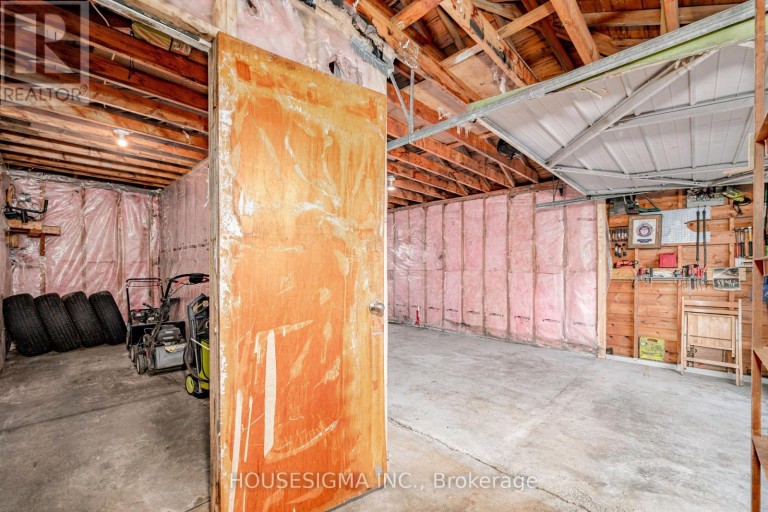 309 BALDWIN STREET, Oshawa (Donevan), Ontario, L1H6H5