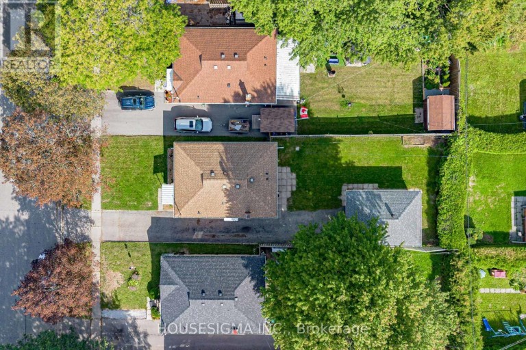 309 BALDWIN STREET, Oshawa (Donevan), Ontario, L1H6H5