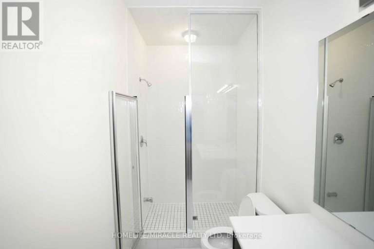 1561 GREEN ROAD, Clarington (Bowmanville), Ontario, L1C7E5