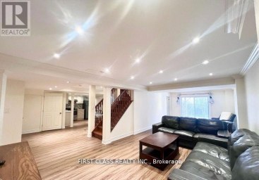 BSMT - 9 WILEY AVENUE Richmond Hill (Westbrook) Ontario photo 9