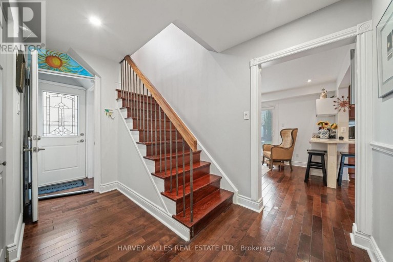 221 SNOWSHOE CRESCENT, Markham (German Mills), Ontario, L3T4N2