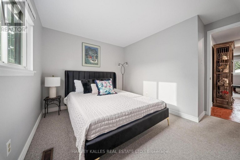 221 SNOWSHOE CRESCENT, Markham (German Mills), Ontario, L3T4N2