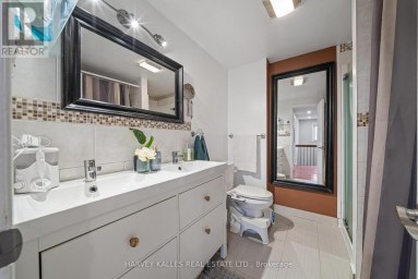 221 SNOWSHOE CRESCENT Markham (German Mills) Ontario photo 24