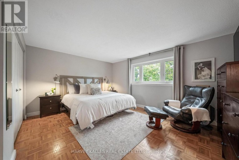 221 SNOWSHOE CRESCENT, Markham (German Mills), Ontario, L3T4N2
