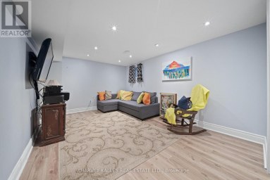 221 SNOWSHOE CRESCENT Markham (German Mills) Ontario photo 32
