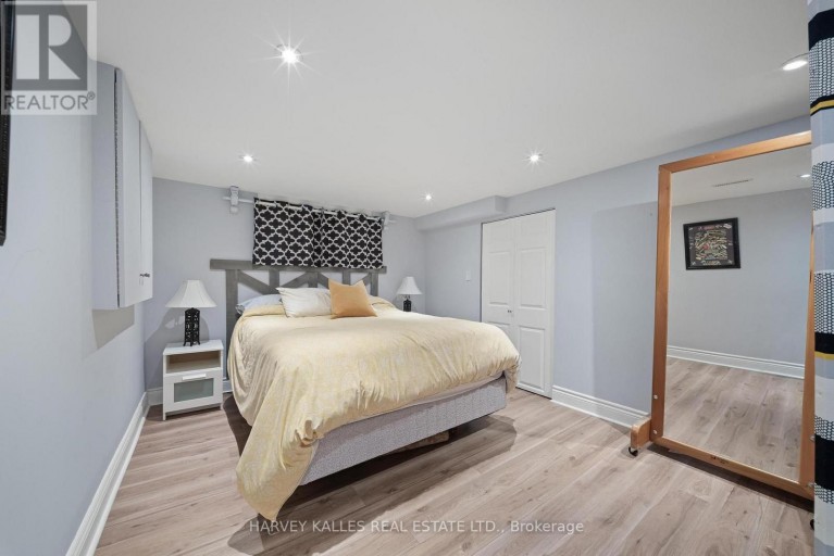 221 SNOWSHOE CRESCENT, Markham (German Mills), Ontario, L3T4N2